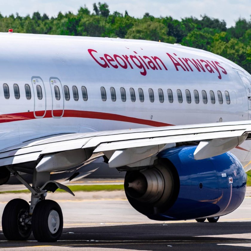 Airzena georgian airlines
