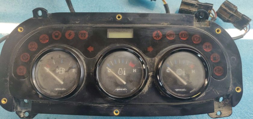 Щиток приборов Балканкар 1792