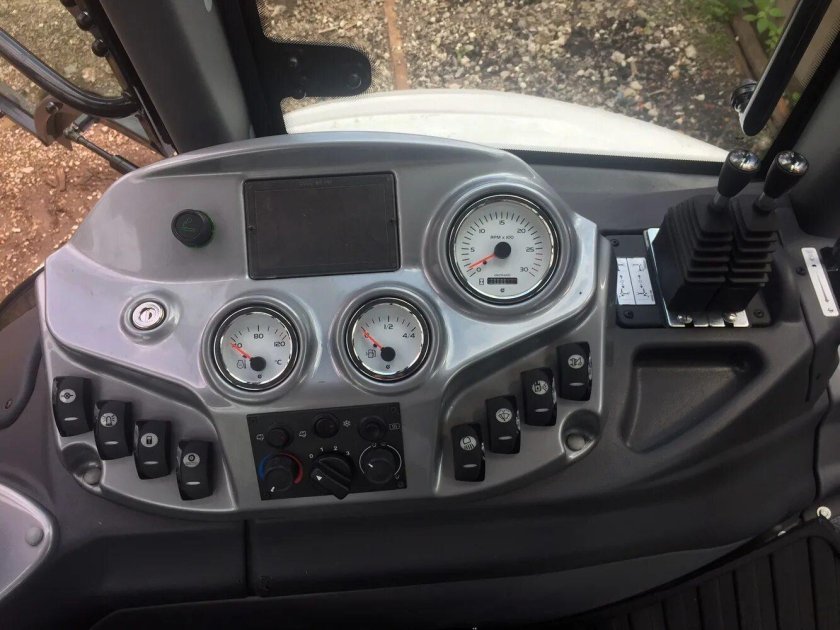 Экскаватор-погрузчик Bobcat b780