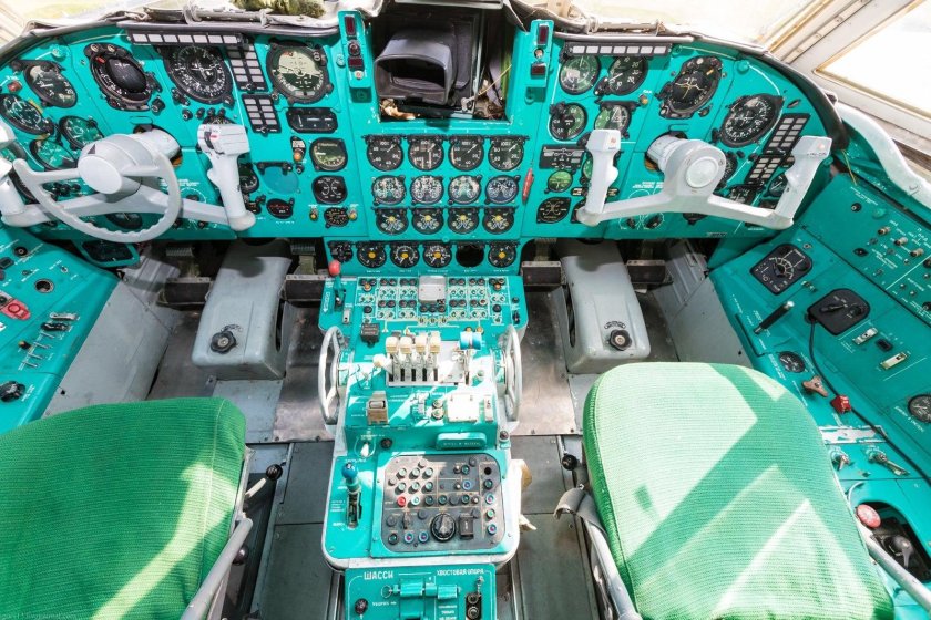 Ил-62 кабина штурмана