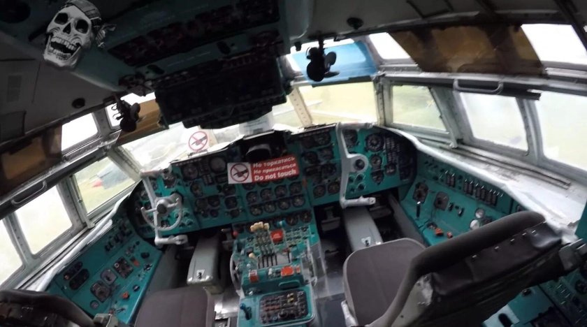 Ил 96 300 кабина пилотов