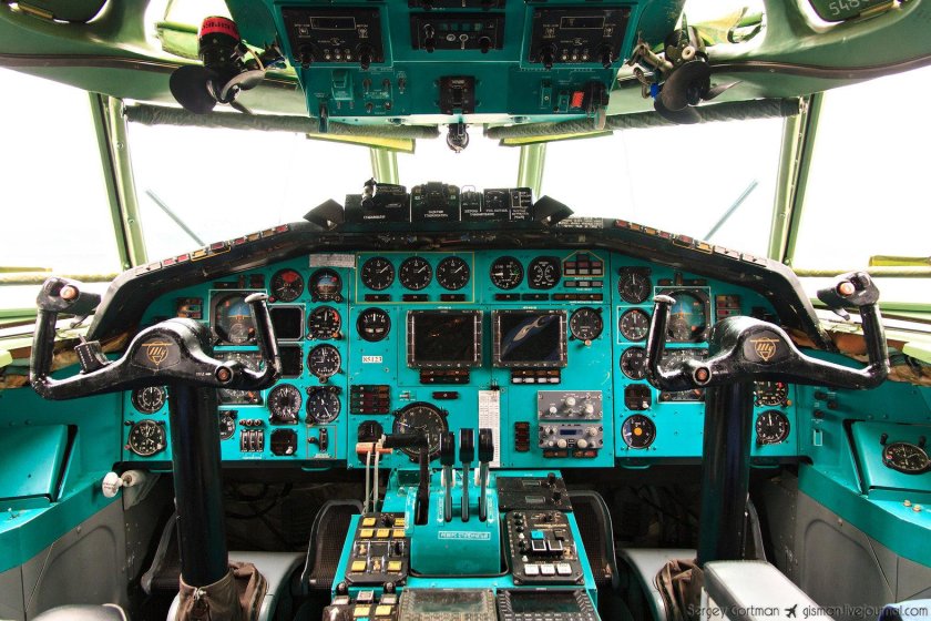 Ту 154 кабина