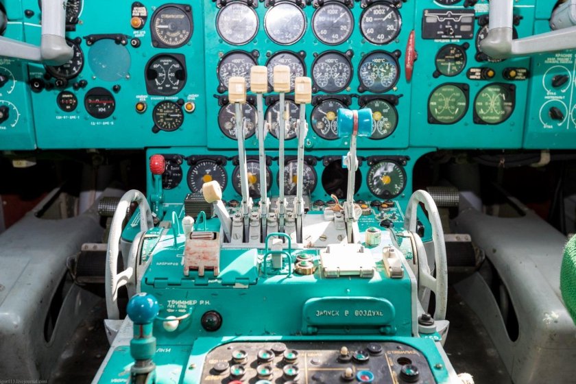 Кабина ил-62 Монино