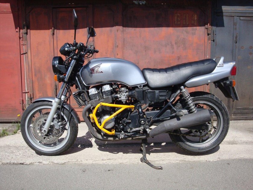 Honda cb750 2002