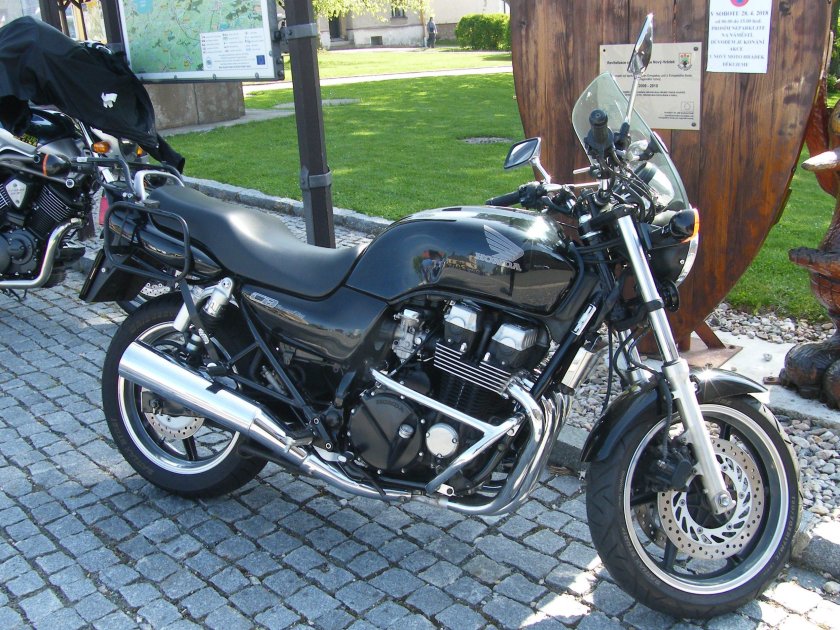 Мотоцикл Honda CB 750