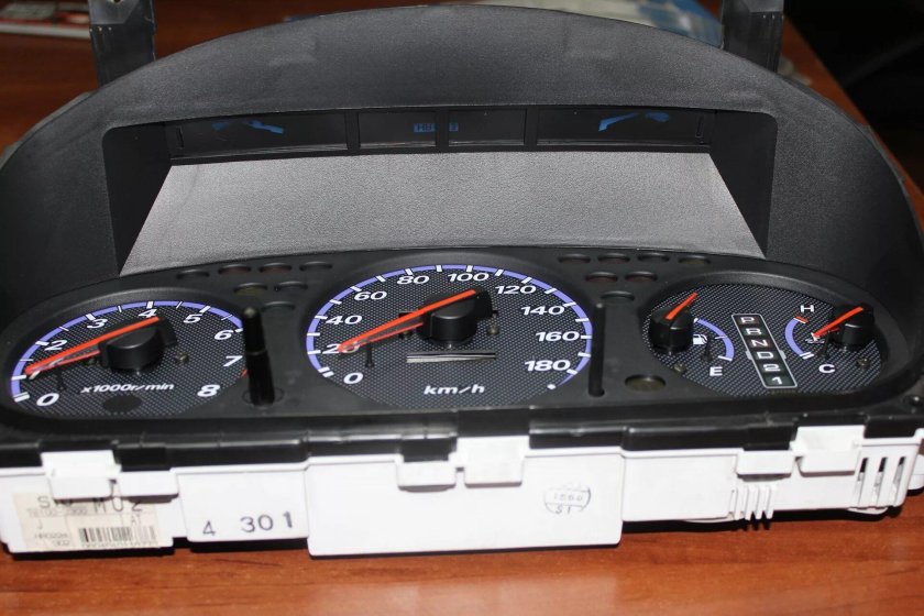 Комбинация приборов Honda CR V 2