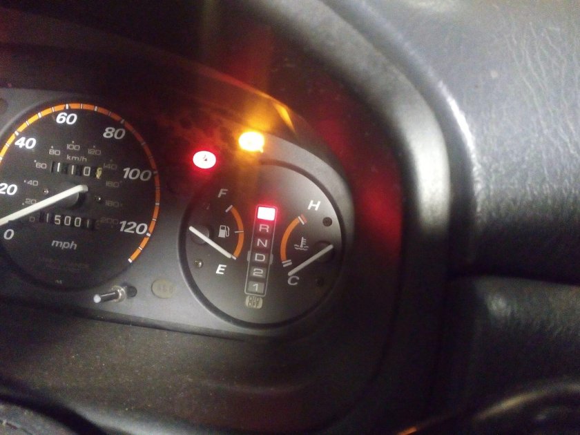 Хонда CRV 2001 лампочка топлива