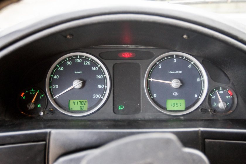 Приборный щиток ГАЗ 3302