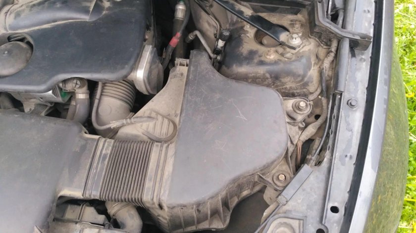 Воздушный фильтр BMW 116i