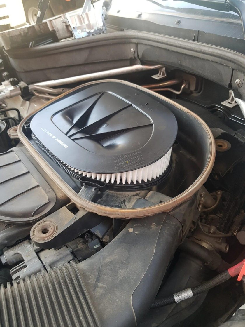 Воздушный фильтр BMW 550