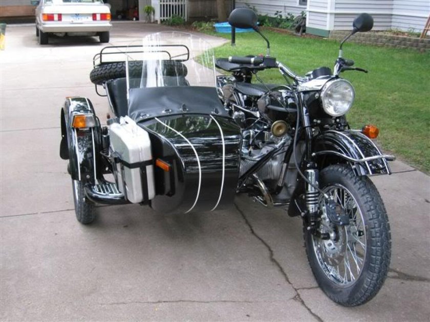 Мотоцикл Урал турист 2wd