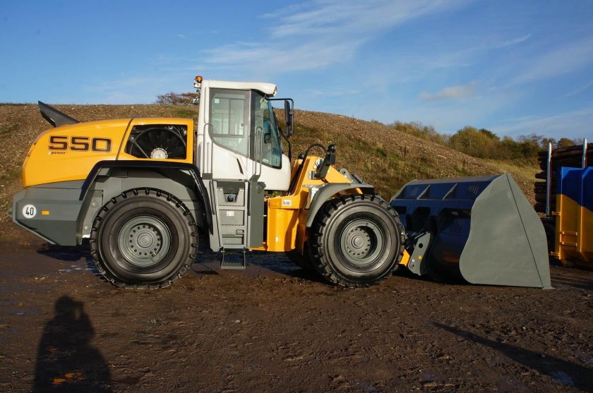 Погрузчик Либхер 550