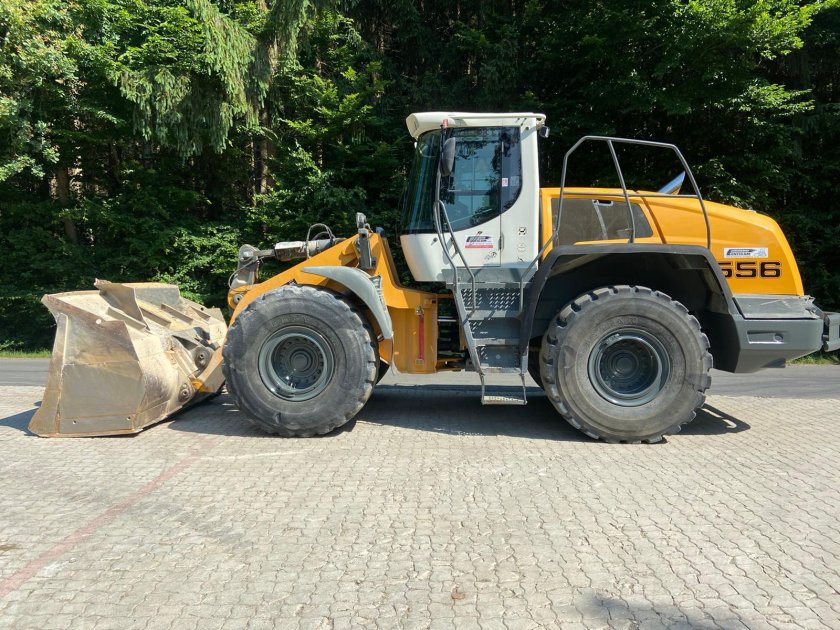 Погрузчик Liebherr l556