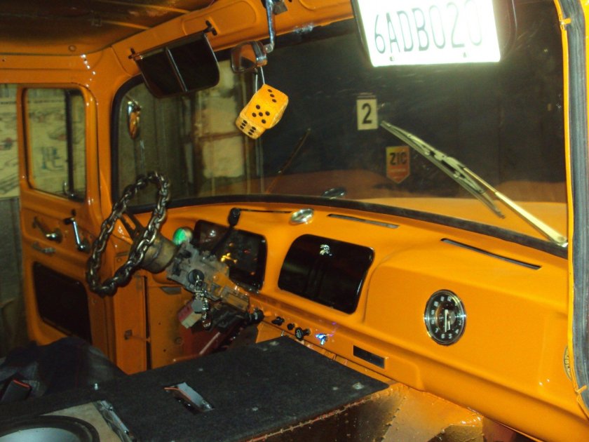 ЗИЛ 131 тюнинг салона