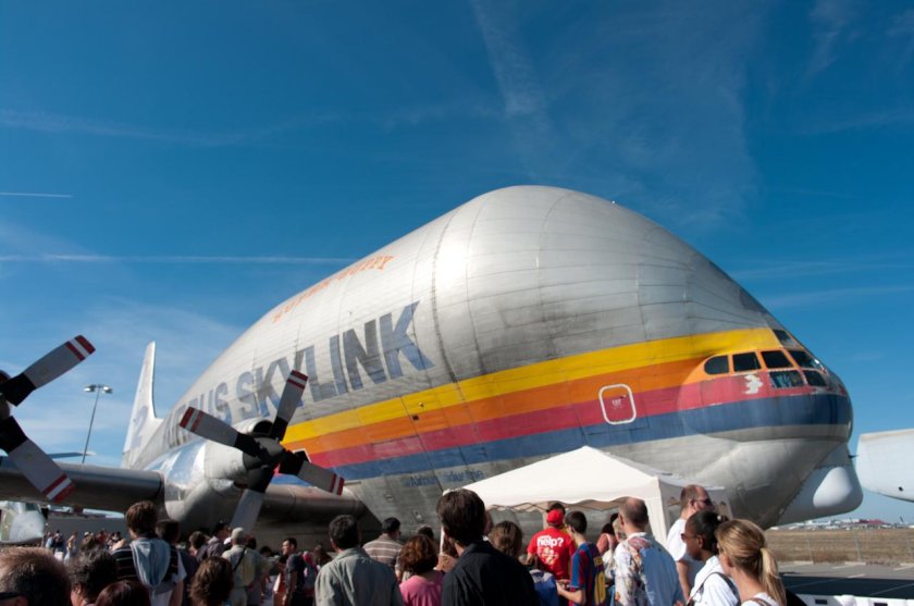 Горбатый самолет Боинг 747