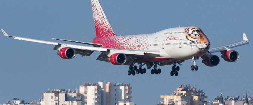 Самолет Боинг 747-400 Россия