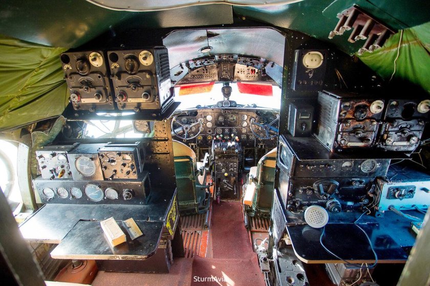 Ил 14 кабина