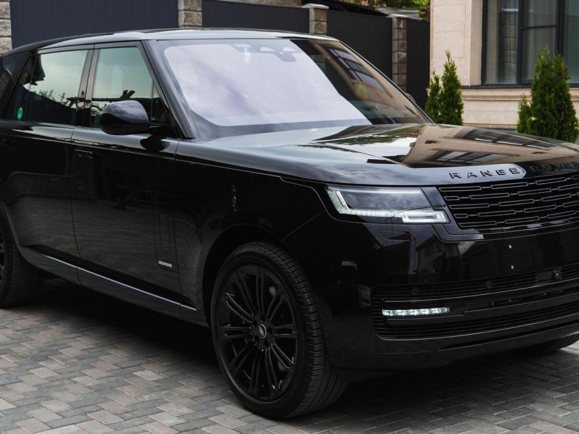 Рендж ровер черный