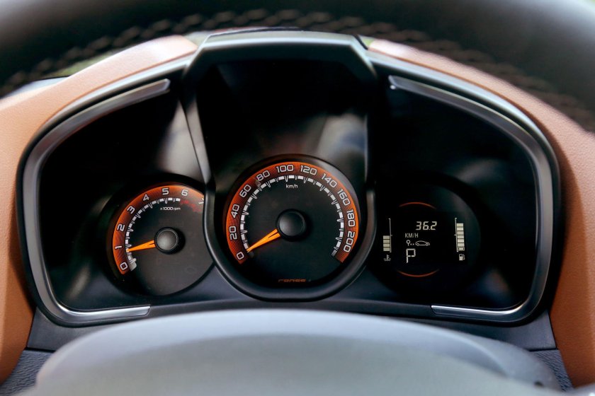 Lada XRAY Cross Instinct