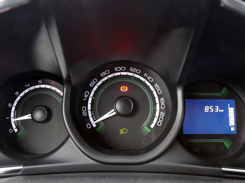 Eurorepar Renault Duster, Lada XRAY h4m