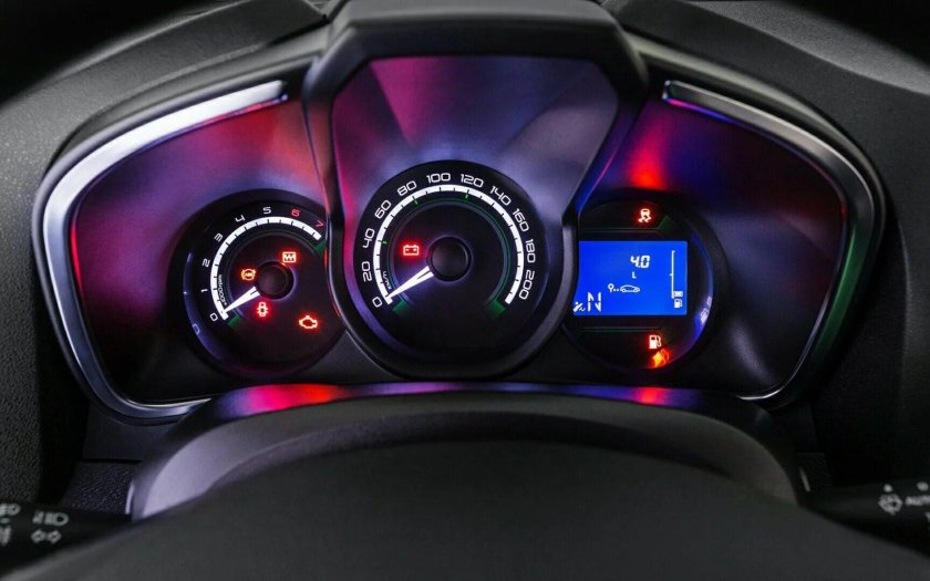 Lada XRAY приборная панель