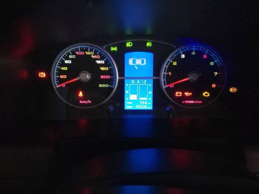 SRS на панели приборов Лифан Солано 620