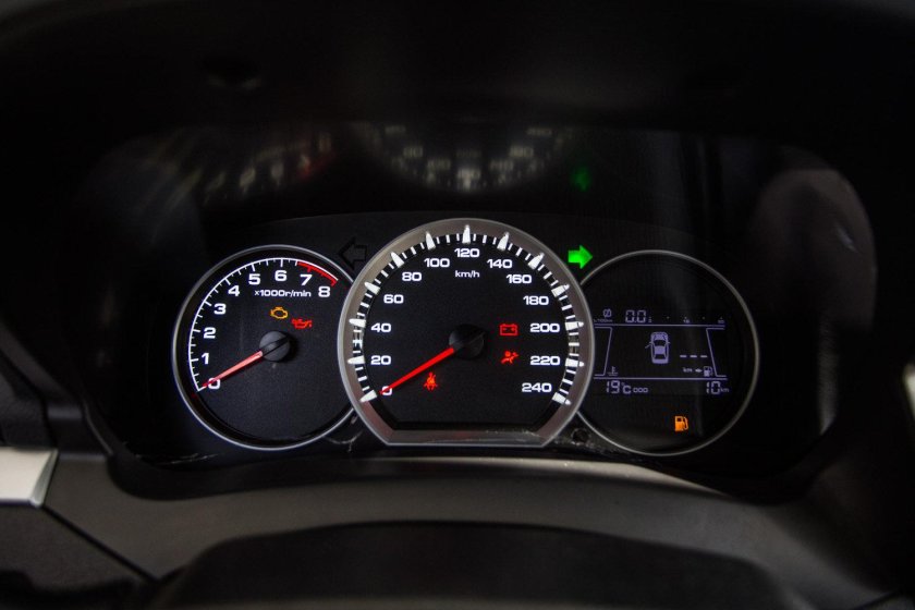 Приборная панель Лифан