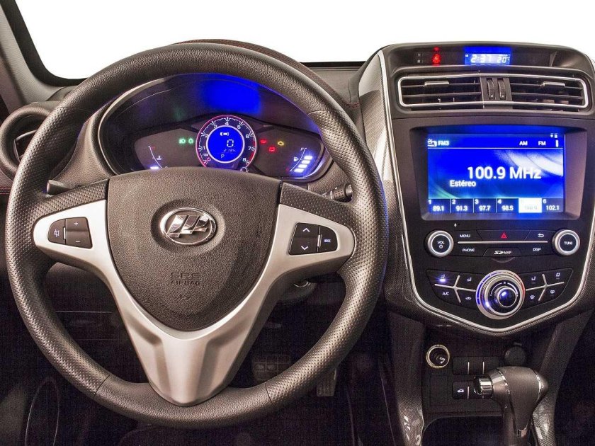 Приборную панель Lifan x60