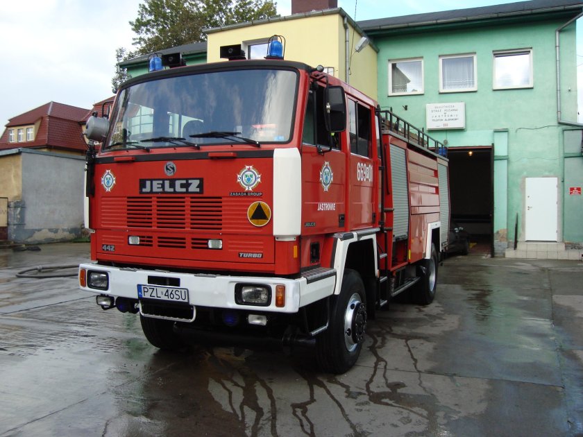 Jelcz 574 z на шасси Star 660.