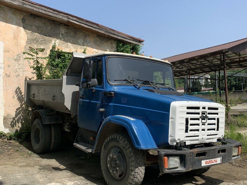 Самосвал зил