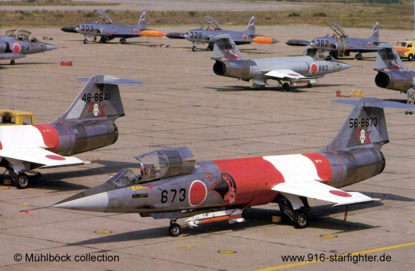Самолет f-104j JASDF