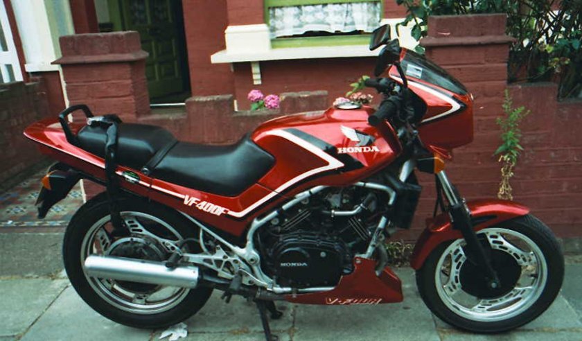 Honda vf400
