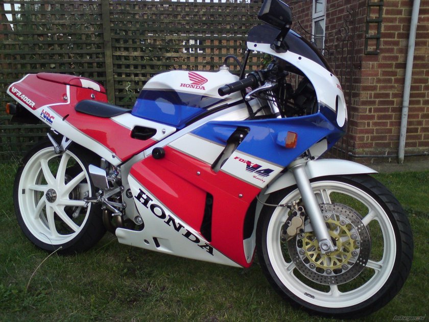 Honda VFR 400
