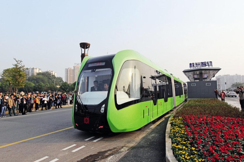 Безрельсовый трамвай в Китае