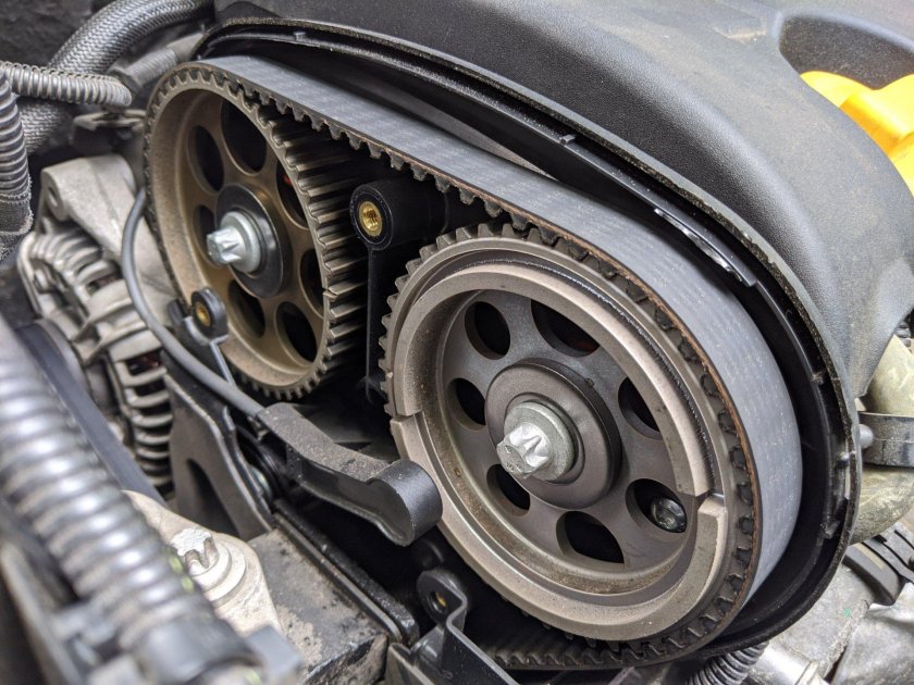 ГРМ Опель Вектра б 1.8