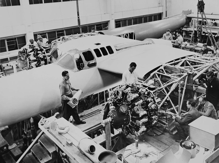 Хьюз миллиардер