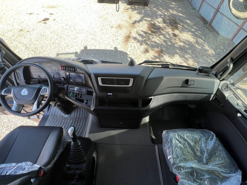 Sitrak c7h кабина