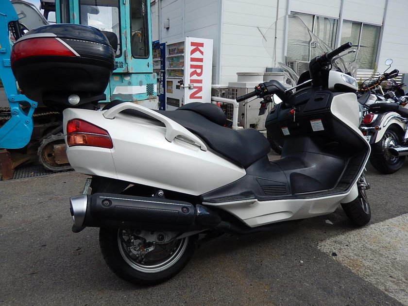 Макси скутер 400-650 куб