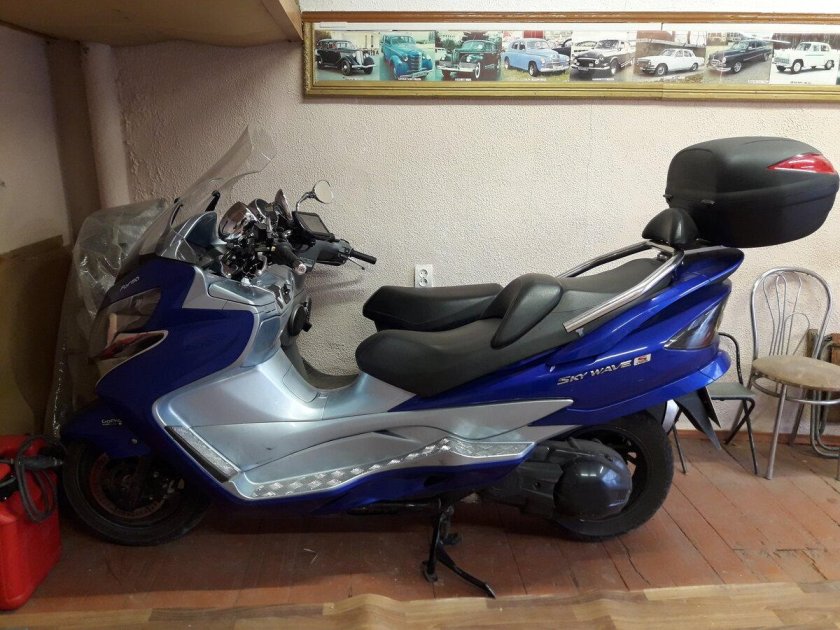 Мотоцикл suzuki