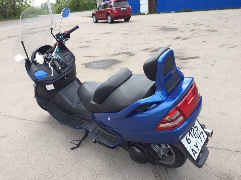 Suzuki Skywave 400 2001