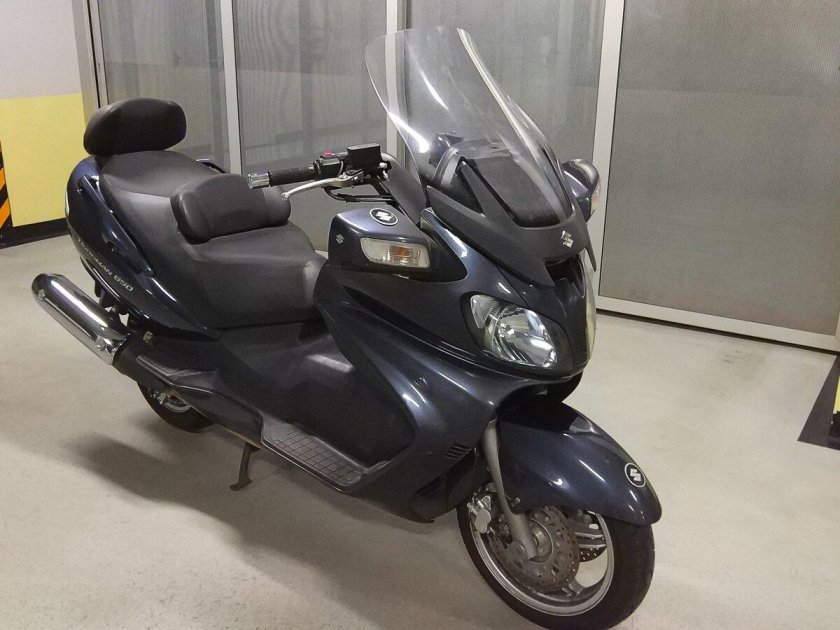 Suzuki Burgman 650 Executive