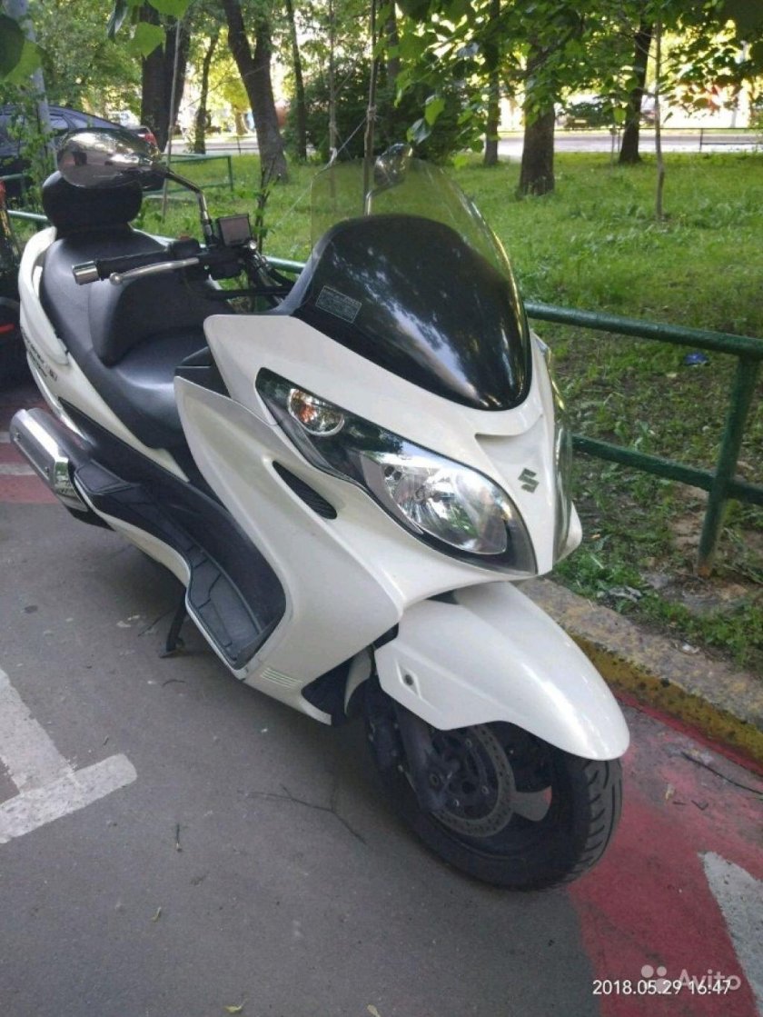 Suzuki SKYWAY 400