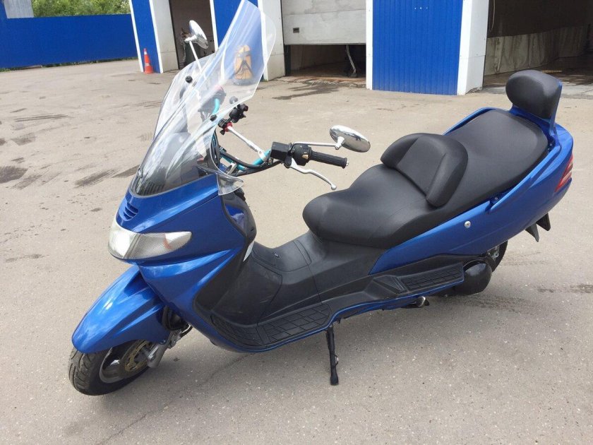 Suzuki Skywave 400 2001