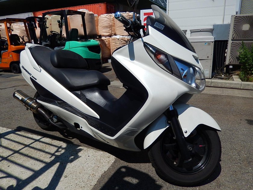 Suzuki Skywave 250