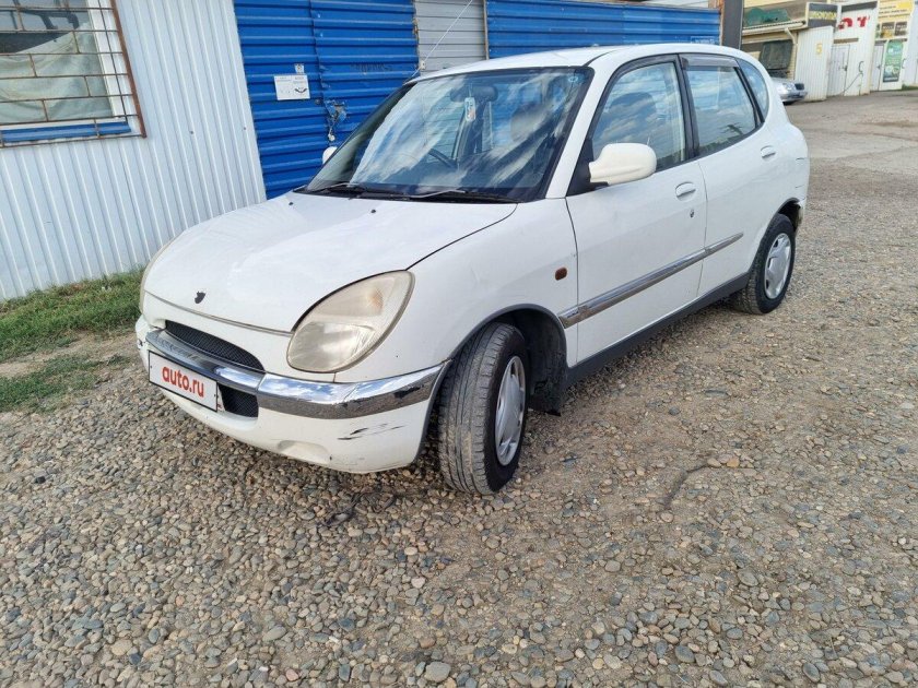 Дайхатсу стория 1998 год