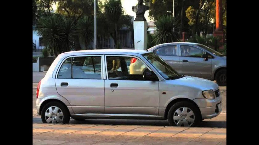 Дайхатсу Куоре 2001