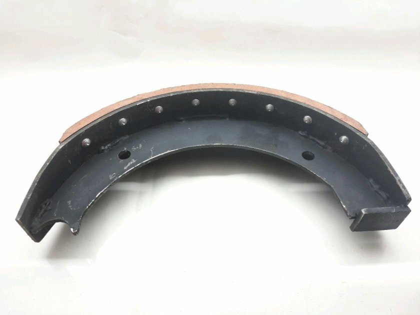 Колодка тормозная 105.042.09.100