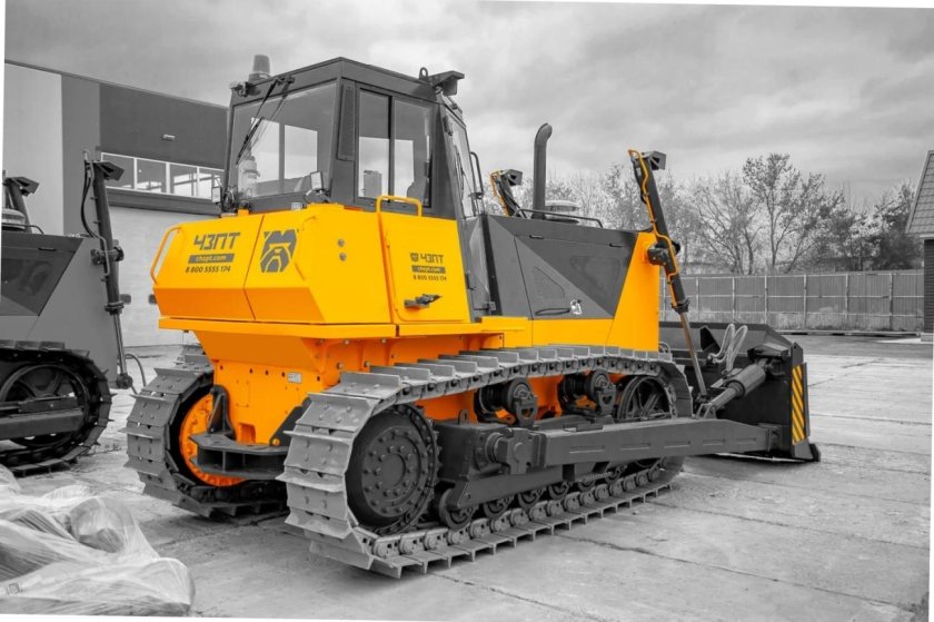 ТМ-10 бульдозер