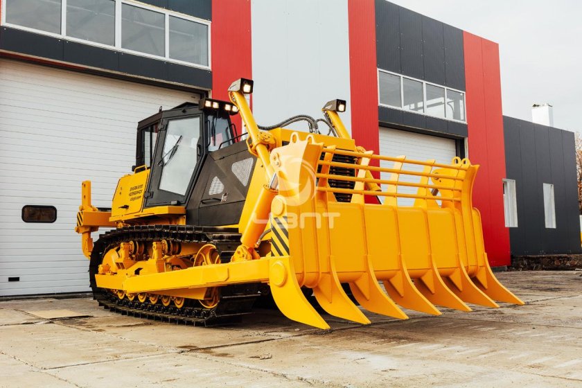 Бульдозер ЧЗПТ б10