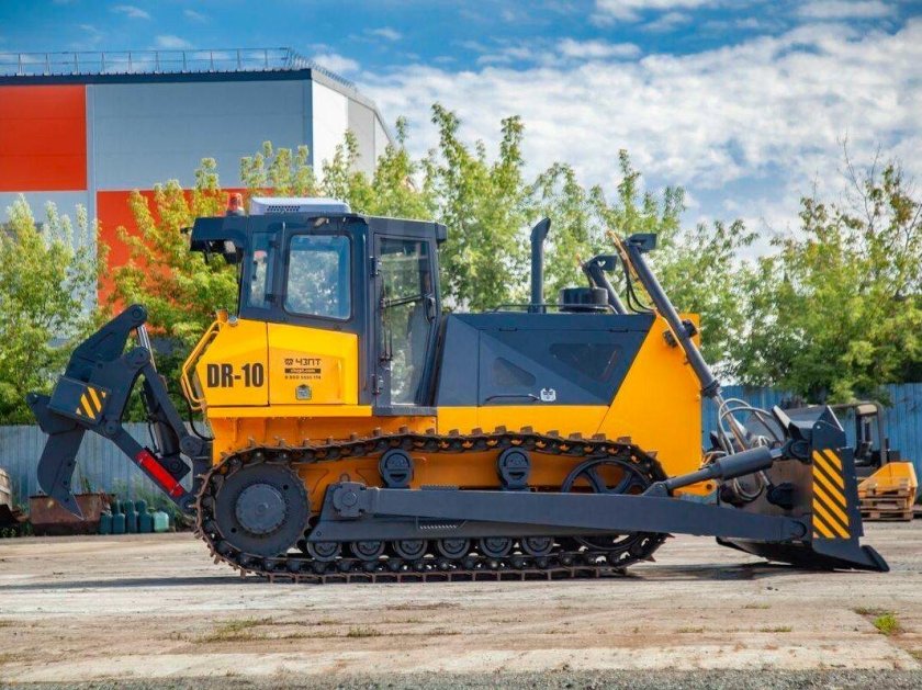 Бульдозер дст урал тм 10